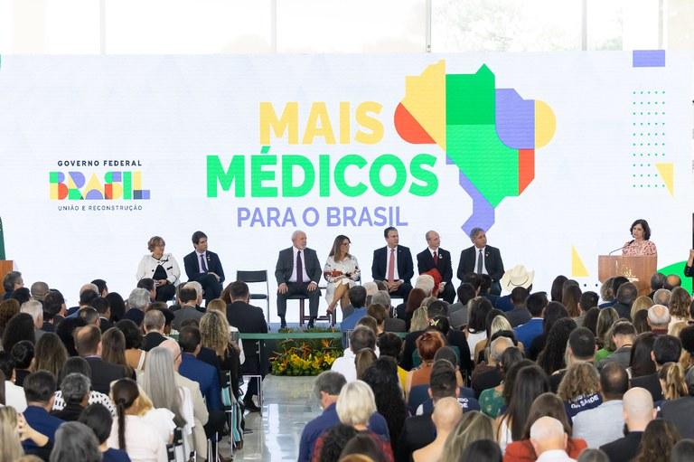 No momento, você está visualizando Edital abre mais de 6,2 mil vagas no Mais Médicos em todo o país