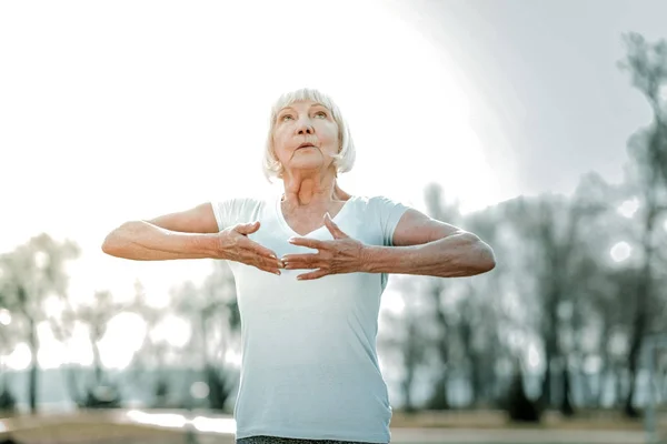 Você está visualizando atualmente Cientistas descobrem exercício que reduz risco de Alzheimer