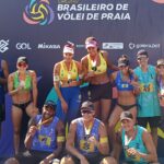 Duda e Ana Paula e Evandro e Arthur campeões no vôlei de praia