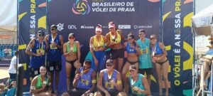 Leia mais sobre o artigo Duda e Ana Paula e Evandro e Arthur campeões no vôlei de praia