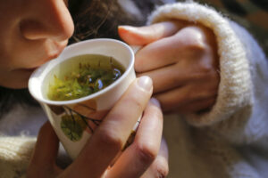 Leia mais sobre o artigo Estudo descobre qual chá combate gordura no fígado