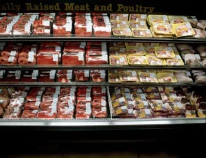 Leia mais sobre o artigo Carne de frango feita em laboratório é liberada para venda nos EUA