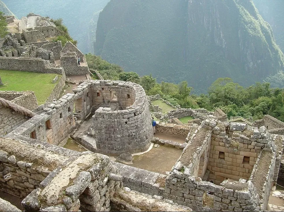 Você está visualizando atualmente Em templo no Peru, arqueólogos exploram “passagem do condor”