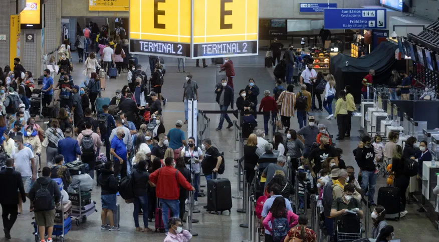 No momento, você está visualizando Fluxo de passageiros das cias aéreas cresce 39,1% em maio, mostra Iata