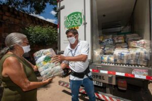 Leia mais sobre o artigo Ingresso solidário arrecadou mais de 9 toneladas de alimentos na 55ª Expoagro