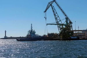 Leia mais sobre o artigo Rússia ataca portos da Ucrânia após suspender acordo de grãos
