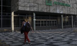Leia mais sobre o artigo Petrobras anuncia transferência de tecnologia para fornecedores
