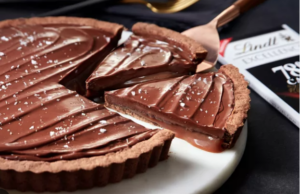Leia mais sobre o artigo DIA DOS PAIS: Torta ganache de chocolate, aprenda como fazer