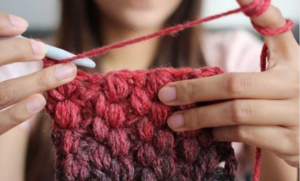 Leia mais sobre o artigo Sesc Cáceres oferece um curso gratuito de crochê