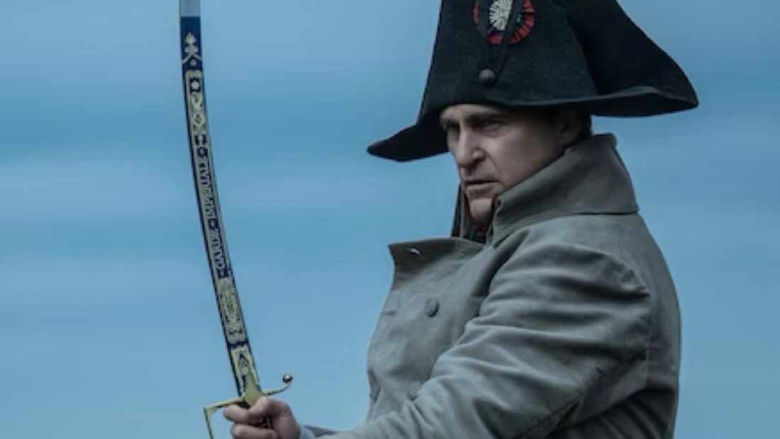Você está visualizando atualmente Joaquin Phoenix é consagrado como Napoleão no novo filme épico