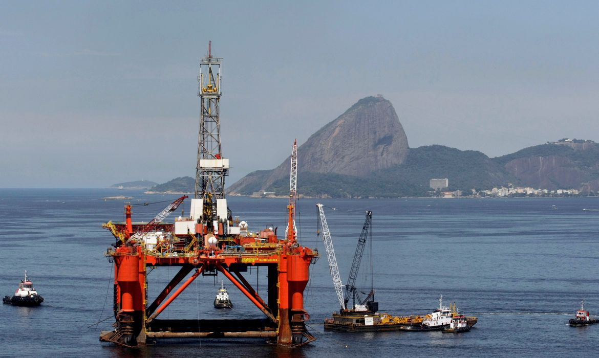 No momento, você está visualizando Produção de petróleo e gás natural em junho registra recorde