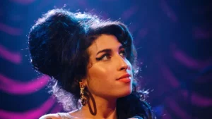 Leia mais sobre o artigo AMY WINEHOUSE: O que os diários revelam sobre cantora que faria 40 anos