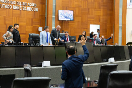 No momento, você está visualizando ALMT: Deputados aprovam PEC que regulamenta a Advocacia Pública Municipal