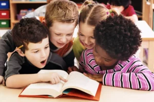 Leia mais sobre o artigo Novo sistema para crianças aprenderem a ler e escrever na idade certa