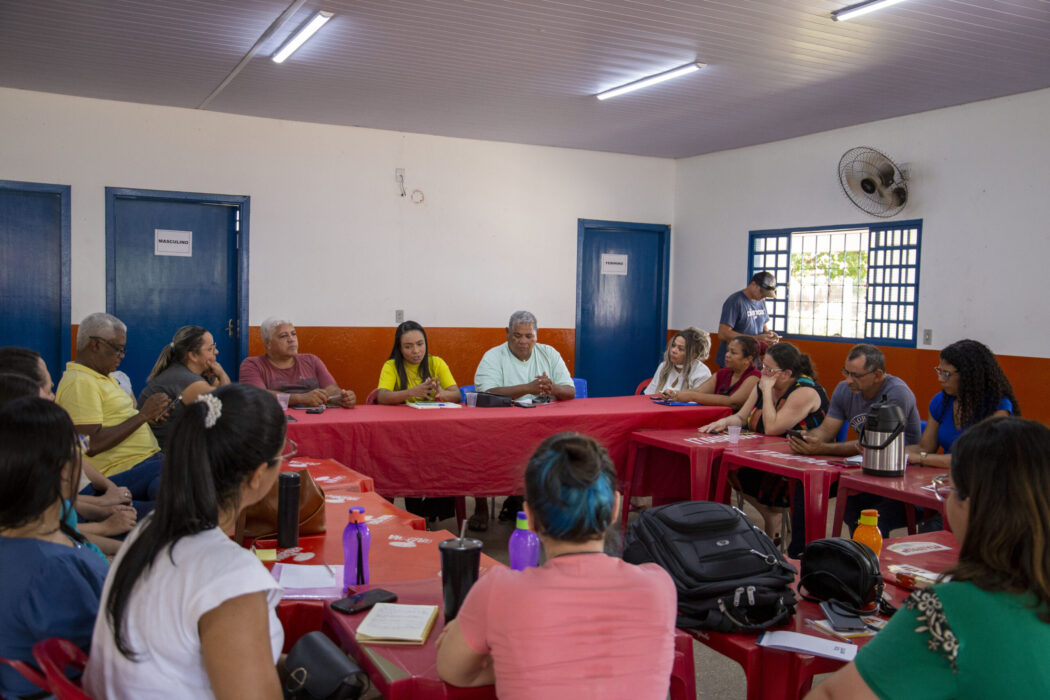 Você está visualizando atualmente Secretária de Saúde se reúne com lideranças da região Salmen