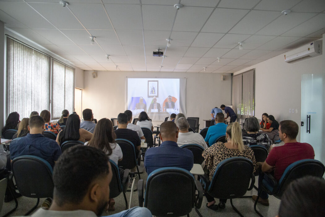 Você está visualizando atualmente Secretários municipais participam de treinamento para inclusão de projetos do PAC