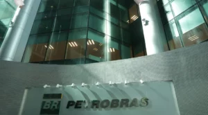 Leia mais sobre o artigo STF retoma análise de caso trabalhista bilionário contra Petrobras