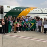 Brasileiros repatriados de Gaza já estão a caminho do Brasil