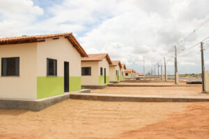 Leia mais sobre o artigo Várzea Grande anuncia inscrição para financiamento de mil casas