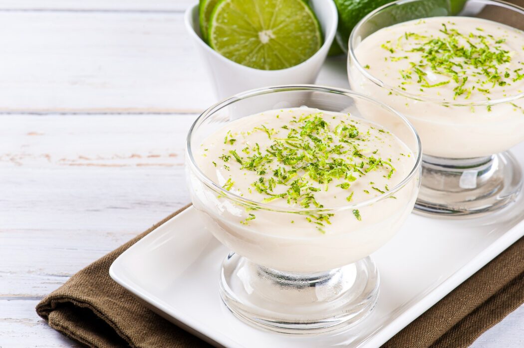 No momento, você está visualizando Mousse de limão super fácil, rápida e super refrescante