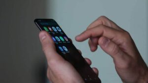 Leia mais sobre o artigo CELULAR SEGURO: Governo lança app para bloquear celulares roubados