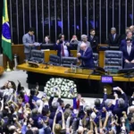 Congresso promulga maior reforma tributária desde a ditadura militar