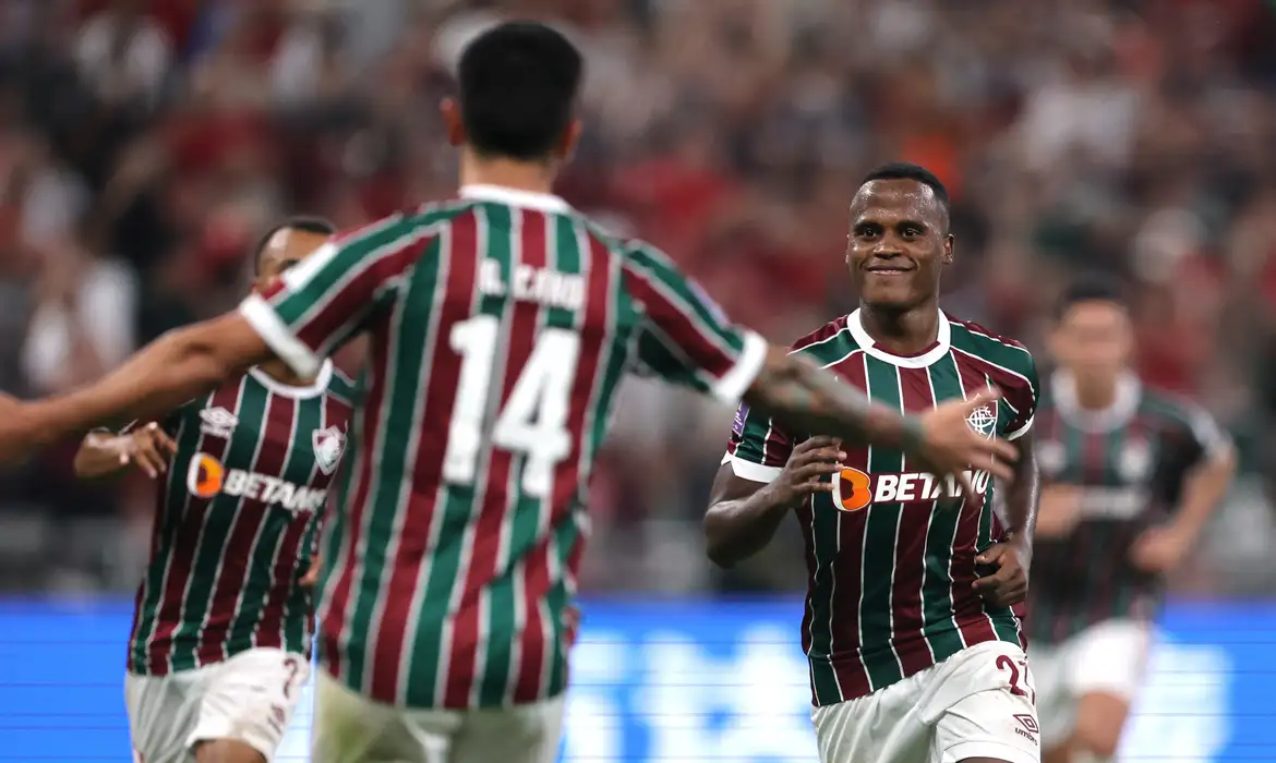 No momento, você está visualizando Fluminense enfrenta Manchester City por título do Mundial de Clubes