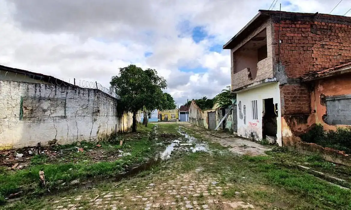 Você está visualizando atualmente Justiça intima Braskem por danos causados pela exploração de sal-gema