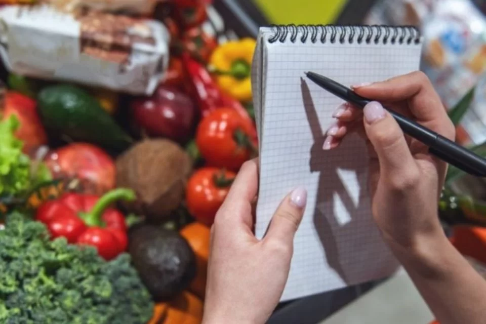 Você está visualizando atualmente Conheça fruta que combate a gastrite e fortalece a imunidade