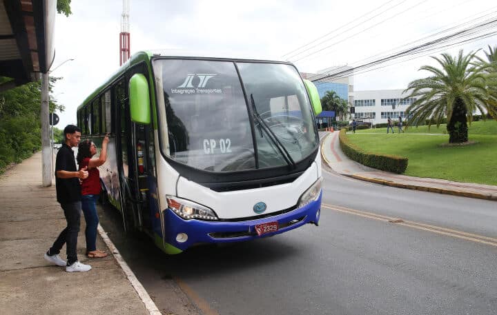 Você está visualizando atualmente Ligeirinho e linhas de ônibus dão acesso à sede da ALMT