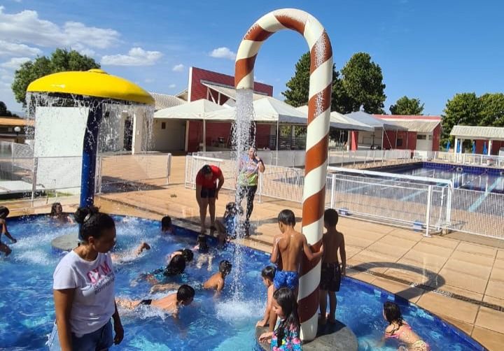 Você está visualizando atualmente Sesc Alta Floresta, Cáceres e Poxoréu retomam atividades de educação e lazer com mais de 650 vagas