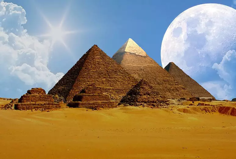 Você está visualizando atualmente Por que especialistas consideram absurdas obras nas pirâmides do Egito