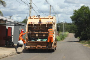 Leia mais sobre o artigo Limpurb estabelece cronograma detalhado para coleta de resíduos em Cuiabá; Confira