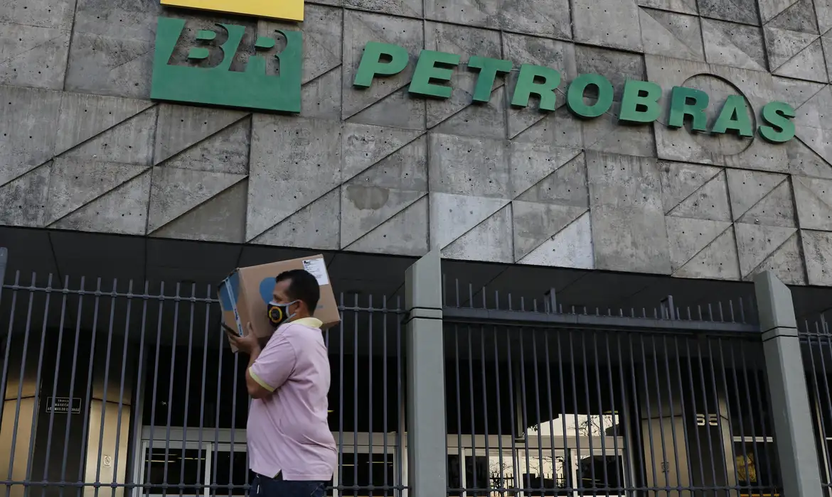 Você está visualizando atualmente Produção da Petrobras cresce 2% no 4º trimestre de 2023