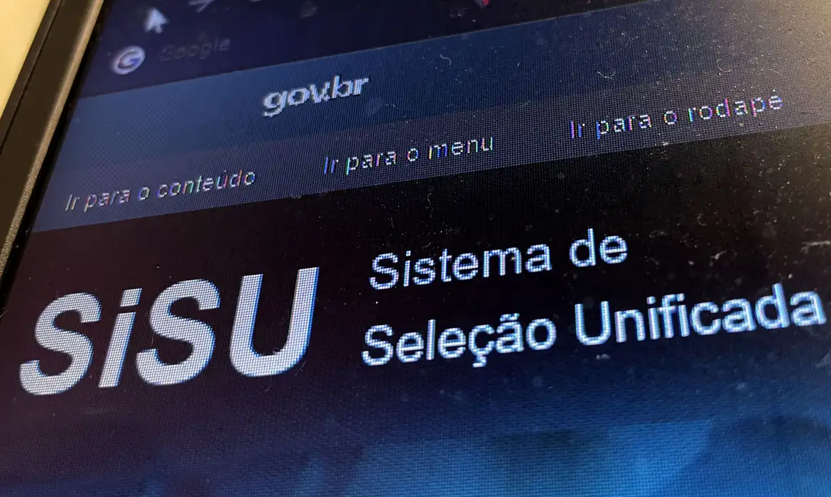 Você está visualizando atualmente SISU: selecionados têm até quarta-feira para fazer matrícula