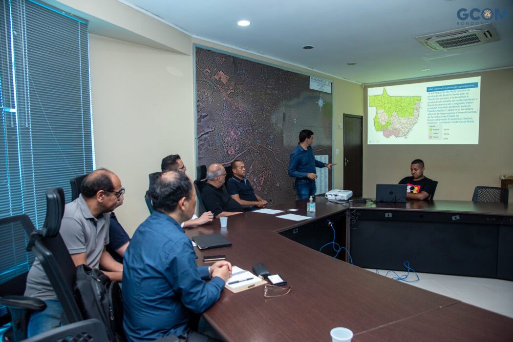 No momento, você está visualizando Pátio recebe grupo chinês que quer investir R$ 500 mi em planta de agroquímicos