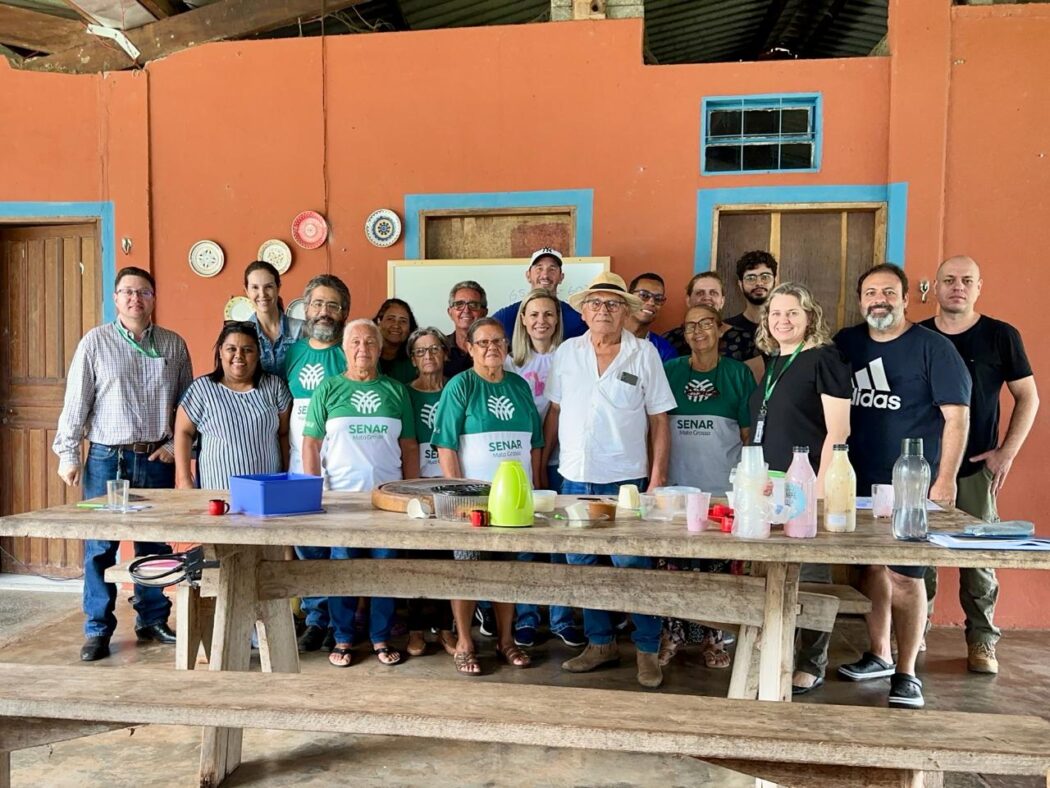 Você está visualizando atualmente Produtores familiares recebem orientações do Indea durante curso