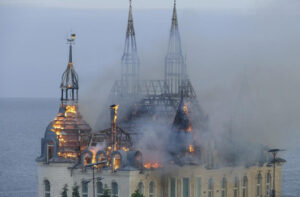Leia mais sobre o artigo Castelo do Harry Potter é destruído após ataque russo no porto de Odessa