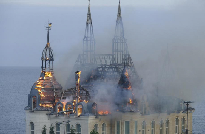 No momento, você está visualizando Castelo do Harry Potter é destruído após ataque russo no porto de Odessa