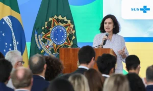 Leia mais sobre o artigo Brasil vai ampliar oferta de doses contra a dengue em 2025