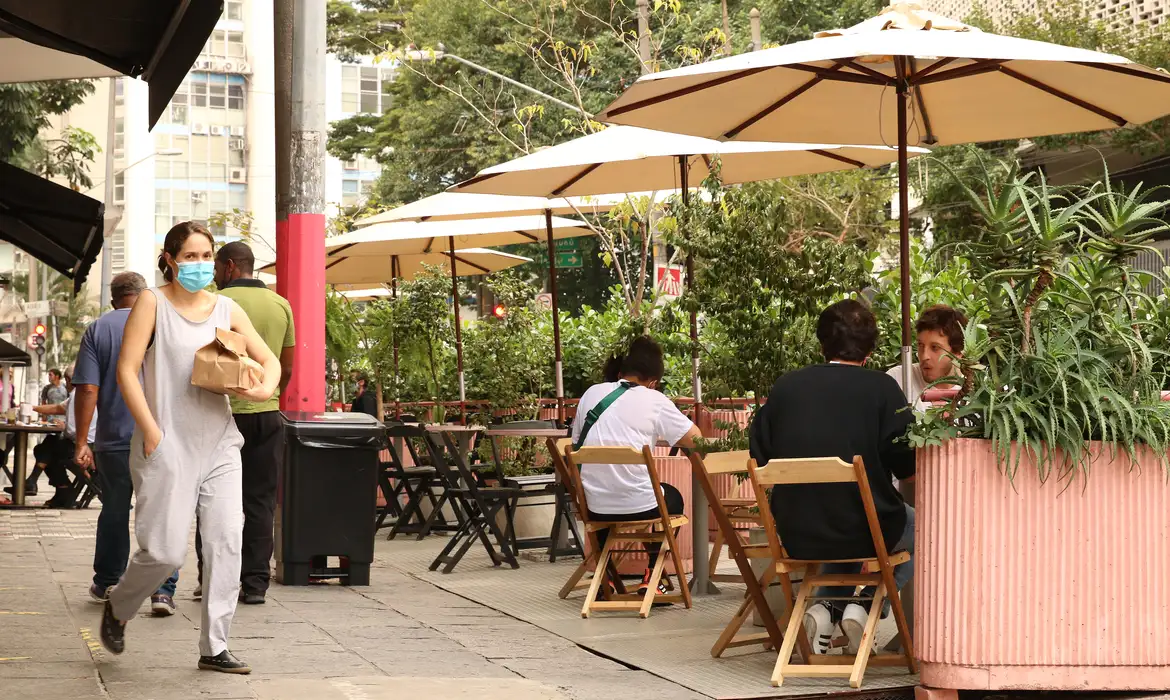 Você está visualizando atualmente DIA DAS MÃES: bares e restaurantes esperam aumento de 20% nas vendas
