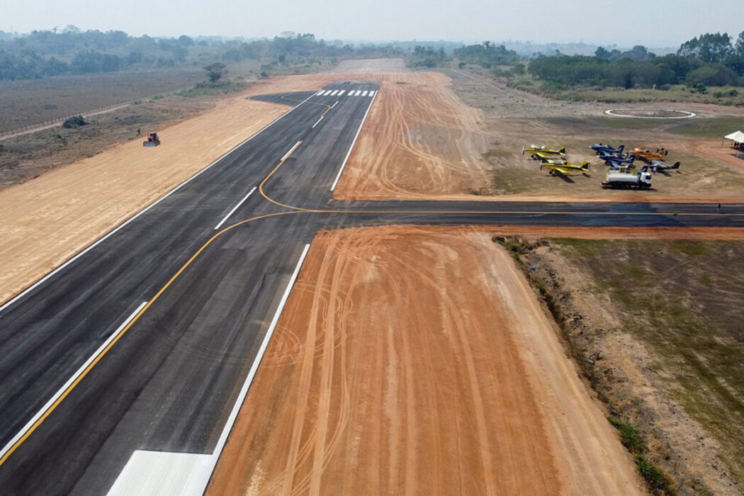 No momento, você está visualizando Governo de MT firma convênios para reformar dois aeródromos na região Araguaia