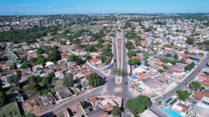 Leia mais sobre o artigo Investimentos marcam entregas históricas de asfalto e miniestádio em Várzea Grande