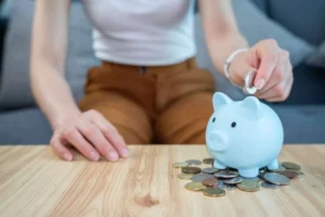 Leia mais sobre o artigo Sete passos para gastar menos dinheiro (sem sofrer)