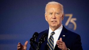 Leia mais sobre o artigo Biden enfrenta mais pressão de democratas para abandonar candidatura à reeleição