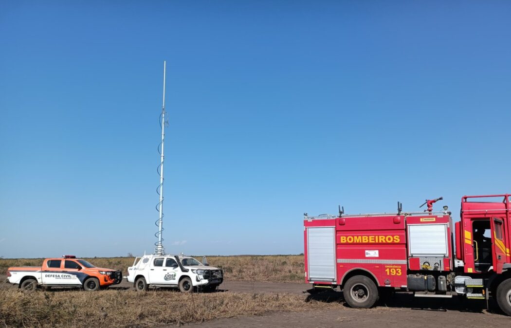 Você está visualizando atualmente Estação móvel de rádio digital reforça comunicação na operação de combate ao fogo no Pantanal