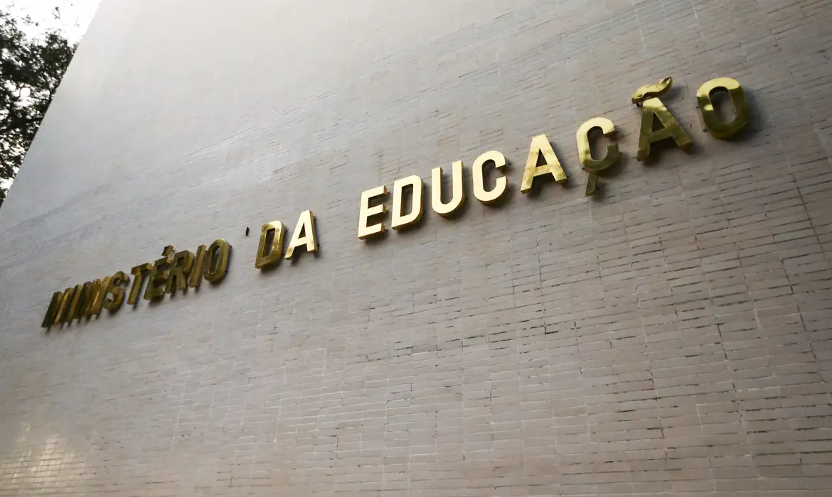 Você está visualizando atualmente Ideb cresce e mostra aumento da qualidade da educação básica