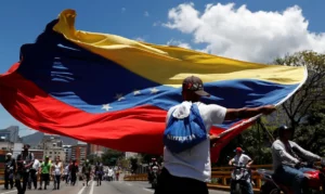 Leia mais sobre o artigo Venezuela completa um mês de impasse político