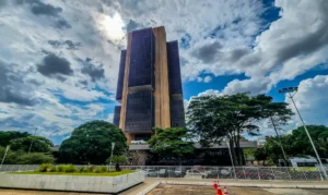 Leia mais sobre o artigo Contas externas do Brasil fecham setembro com déficit de US$ 6,5 bi