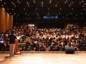 Leia mais sobre o artigo ENEM: Seduc inicia aulas online para alunos da Rede Estadual